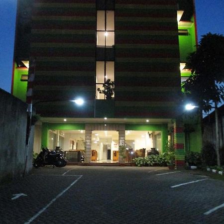 Hotel Caravan Tanah Abang Jakarta Exteriör bild