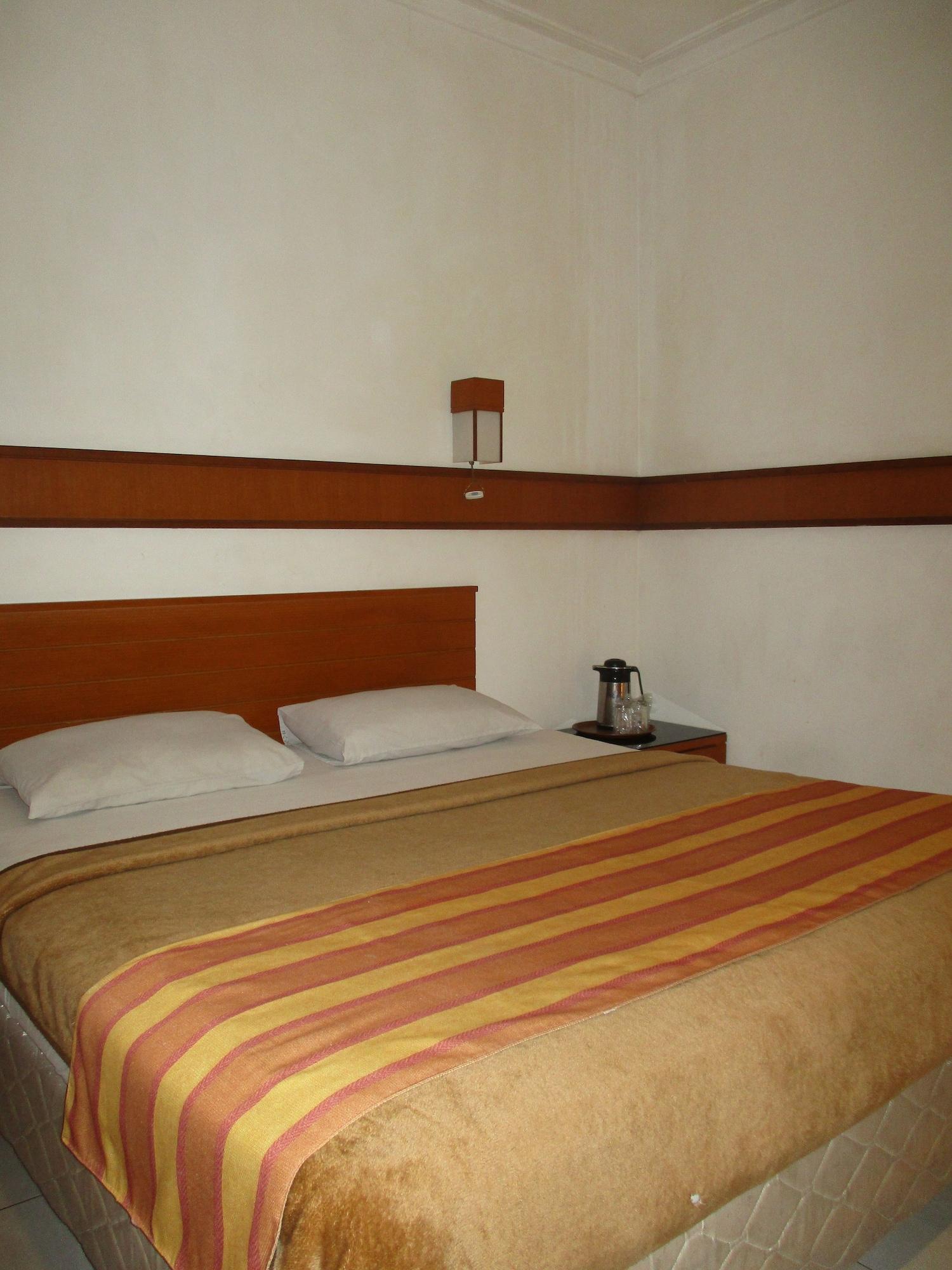 Hotel Caravan Tanah Abang Jakarta Exteriör bild
