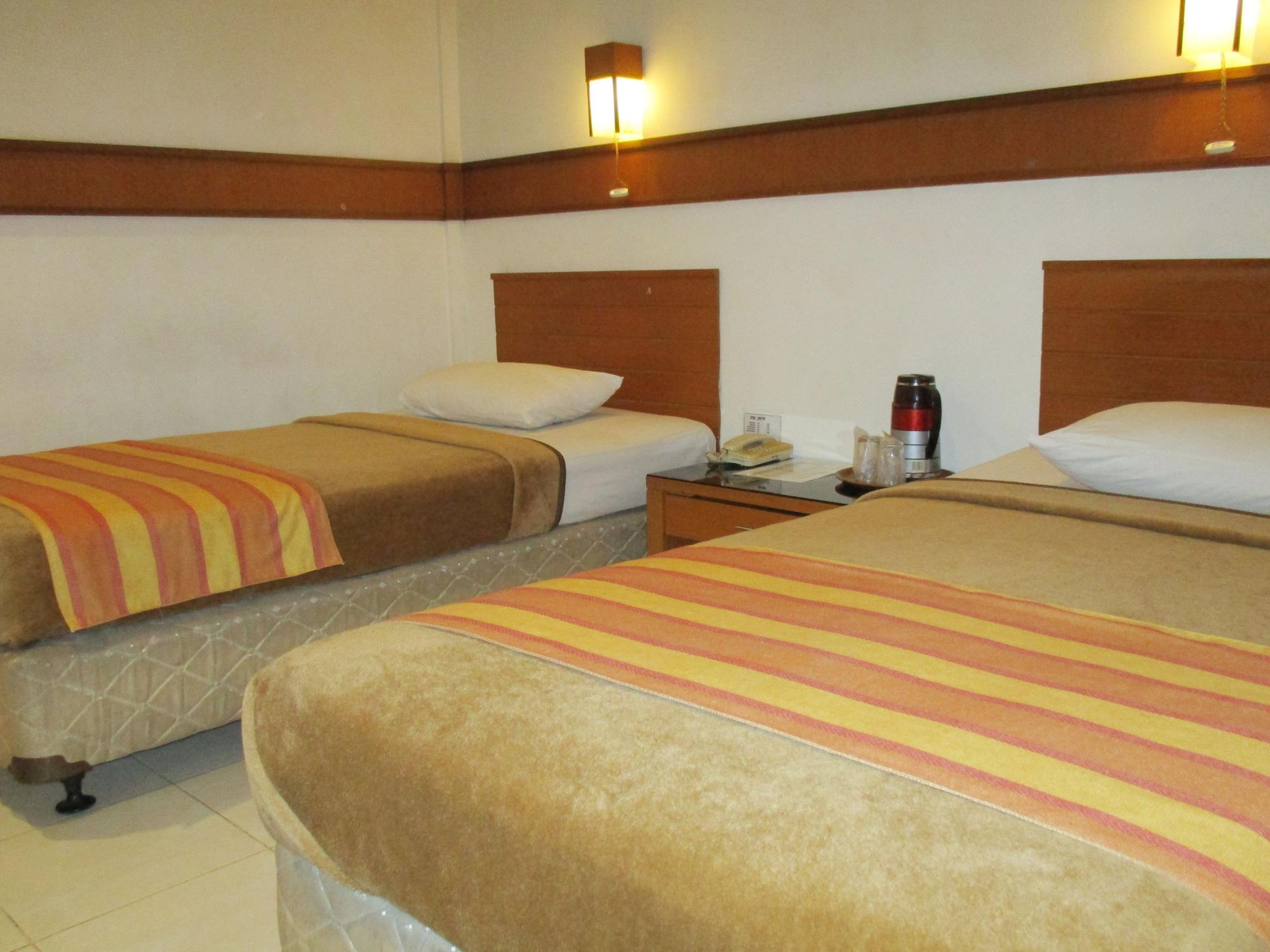 Hotel Caravan Tanah Abang Jakarta Exteriör bild