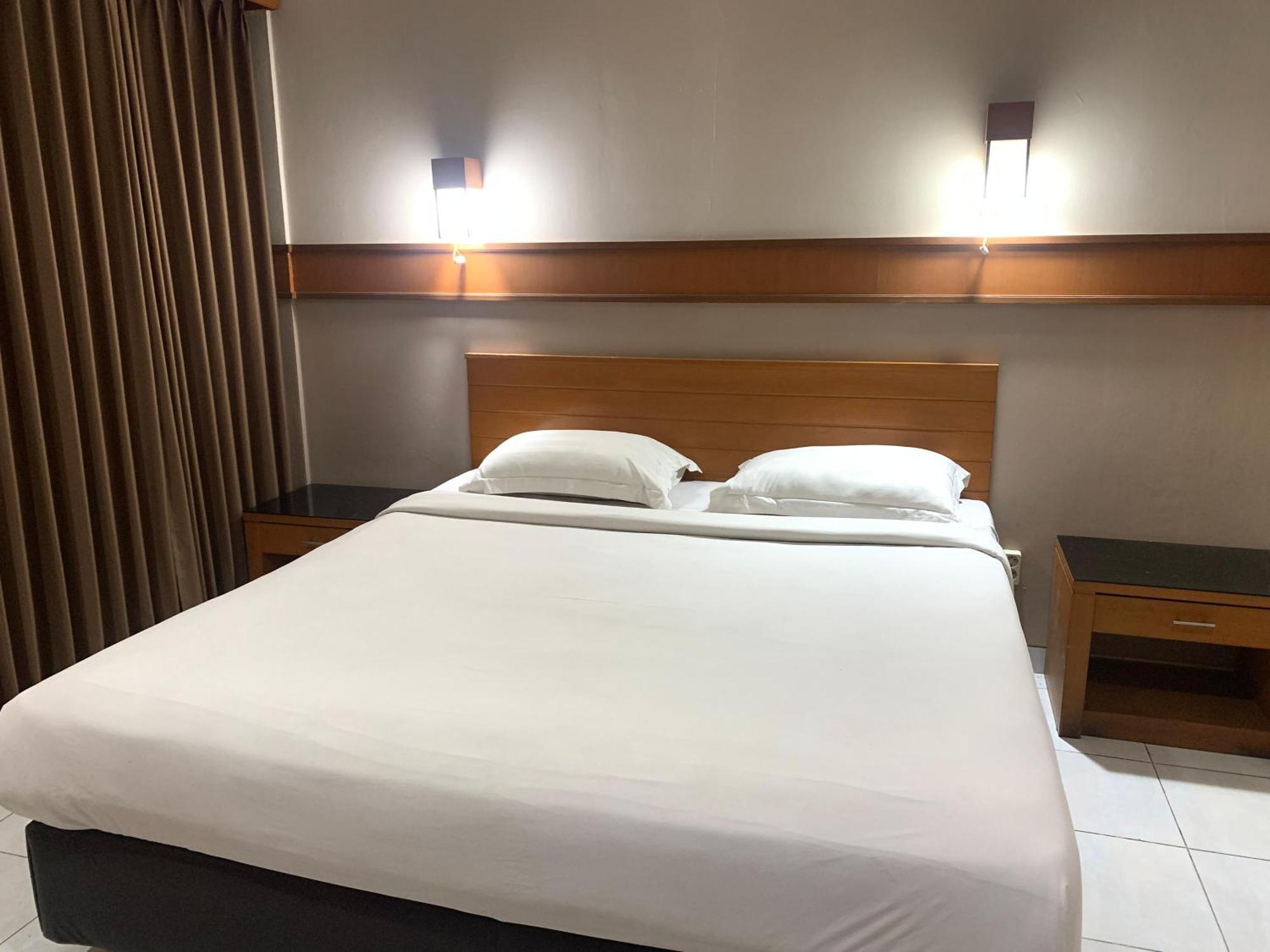 Hotel Caravan Tanah Abang Jakarta Exteriör bild